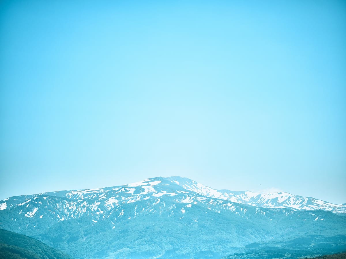 出羽三山のひとつ、月山